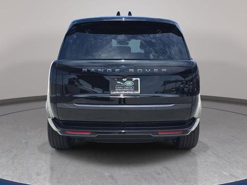 Santorini Black 2026 Land Rover Range Rover SE