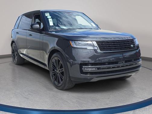 Carpathian Gray Premium Metallic 2026 Land Rover Range Rover SE