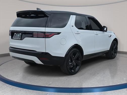 2025 Land Rover Discovery Dynamic SE