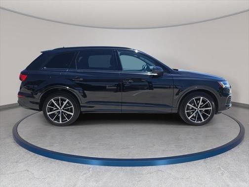 2021 Audi Q7 55 Premium Plus