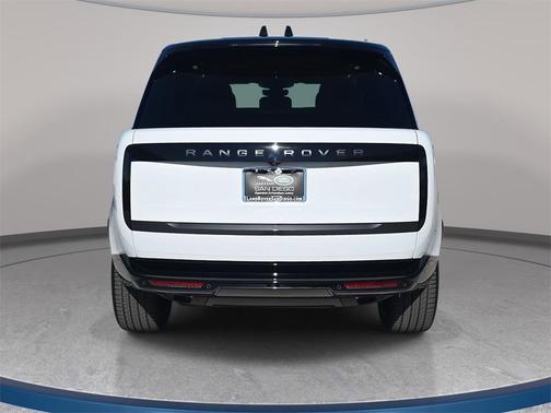 2025 Land Rover Range Rover SE