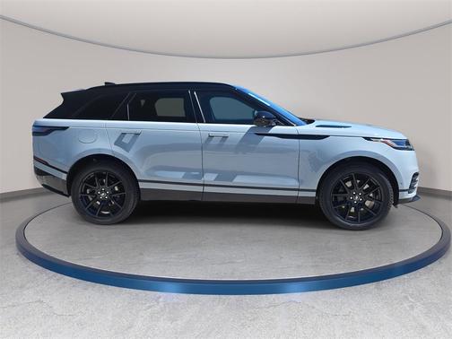 2026 Land Rover Range Rover Velar Dynamic SE