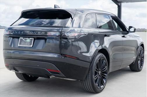 2026 Land Rover Range Rover Velar P250 SE R-Dynamic