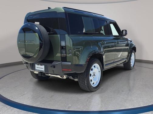 Woolstone Green Metallic 2026 Land Rover Defender X-Dynamic SE