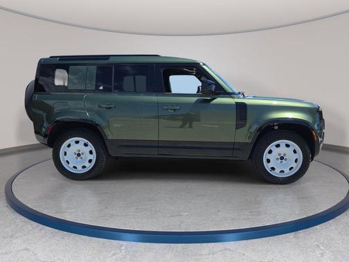 Woolstone Green Metallic 2026 Land Rover Defender X-Dynamic SE