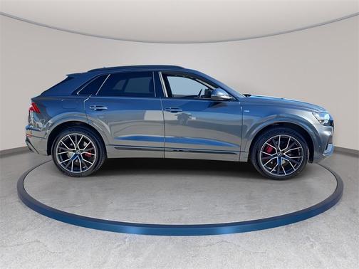 2021 Audi Q8 55 Premium Plus