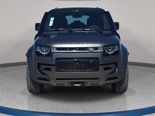 2025 Land Rover Defender V8