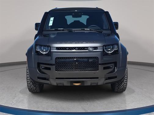 2025 Land Rover Defender V8