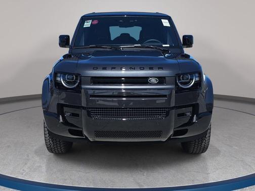 Carpathian Grey Prem Met 2026 Land Rover Defender X-Dynamic SE