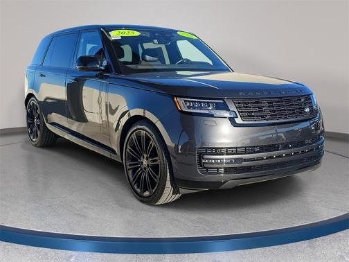 2025 Land Rover Range Rover SE
