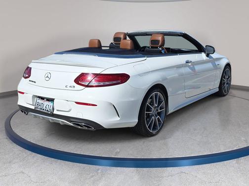 Diamond White Metallic 2018 Mercedes-Benz AMG CLA 45 Base 4MATIC