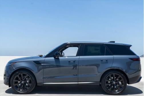 2025 Land Rover Range Rover Sport SE