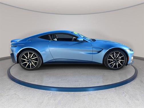 2020 Aston Martin Vantage Base