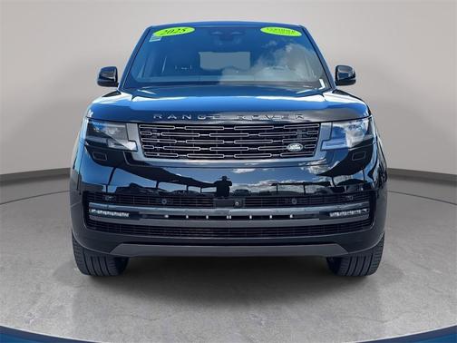 2025 Land Rover Range Rover SE