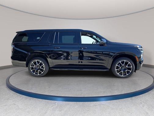 Black 2025 Chevrolet Suburban RST