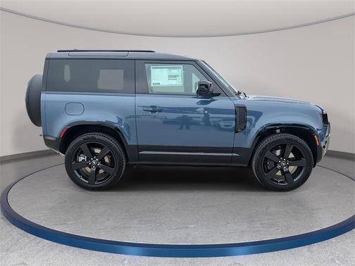 2025 Land Rover Defender X-Dynamic SE