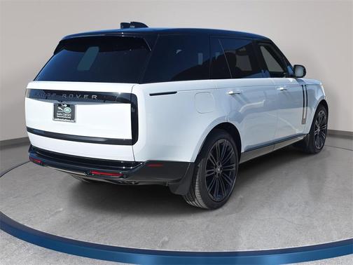 2025 Land Rover Range Rover SE