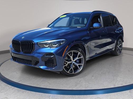 Phytonic Blue Metallic 2022 BMW X5 sDrive40i