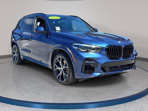 Phytonic Blue Metallic 2022 BMW X5 sDrive40i