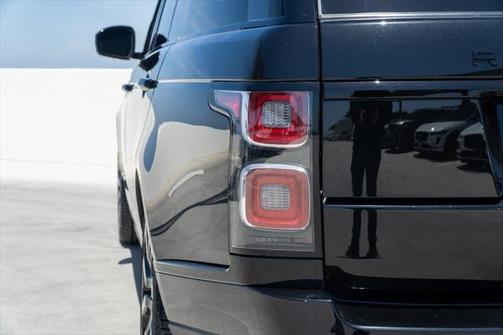 2021 Land Rover Range Rover Base
