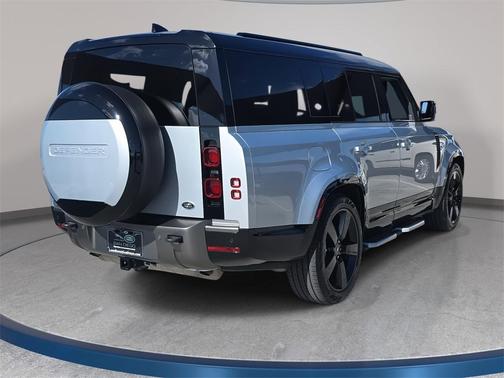 2023 Land Rover Defender X-Dynamic SE