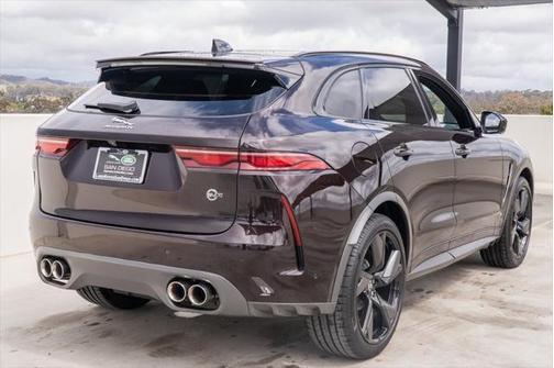 2025 Jaguar F-PACE SVR