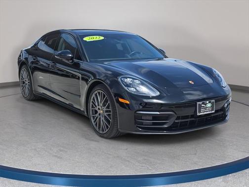 2022 Porsche Panamera Platinum Edition