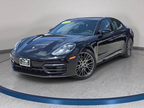 2022 Porsche Panamera Platinum Edition