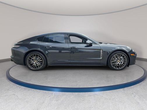 Volcano Grey Metallic 2022 Porsche Panamera 4