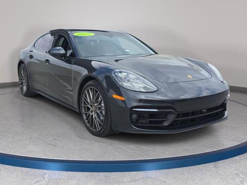 Volcano Grey Metallic 2022 Porsche Panamera 4
