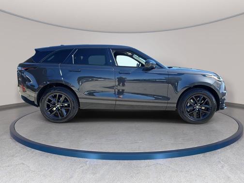 Carpathian Gray Premium Metallic 2026 Land Rover Range Rover Velar P250 SE R-Dynamic