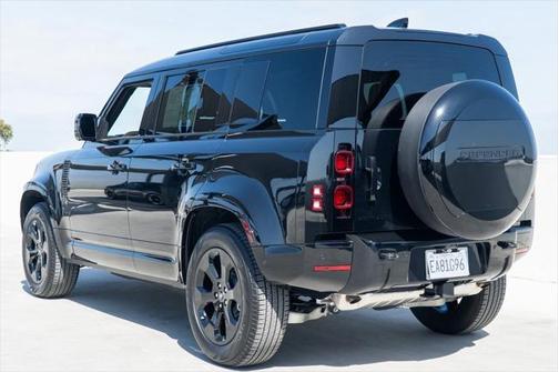 2025 Land Rover Defender X-Dynamic SE
