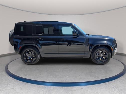 2025 Land Rover Defender S