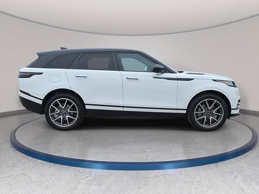 2026 Land Rover Range Rover Velar Dynamic SE