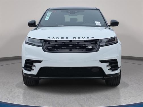 2026 Land Rover Range Rover Velar Dynamic SE