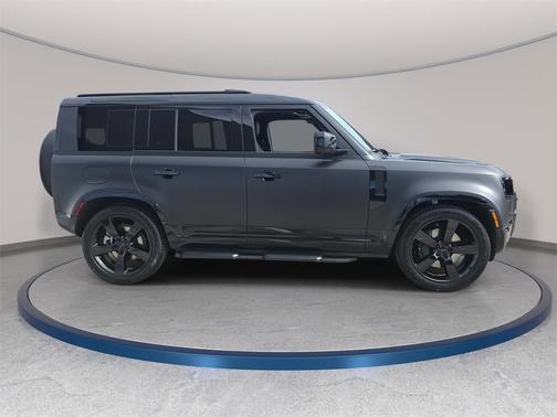 2026 Land Rover Defender X-Dynamic SE