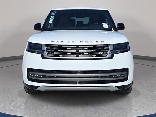 2026 Land Rover Range Rover SE