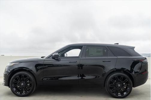 2026 Land Rover Range Rover Velar Dynamic SE