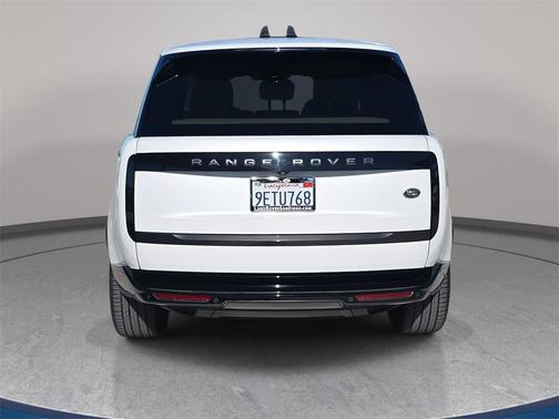 2023 Land Rover Range Rover SE
