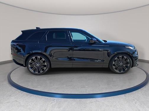 2026 Land Rover Range Rover Velar P250 SE R-Dynamic