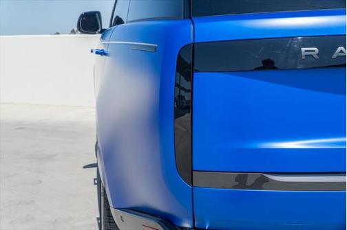 2025 Land Rover Range Rover SE