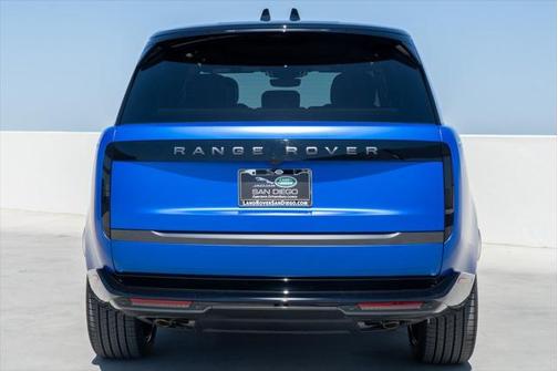 2025 Land Rover Range Rover SE