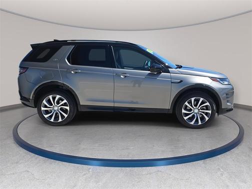 2024 Land Rover Discovery Sport SE