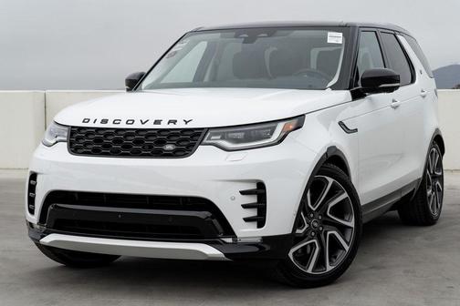 2025 Land Rover Discovery Dynamic SE
