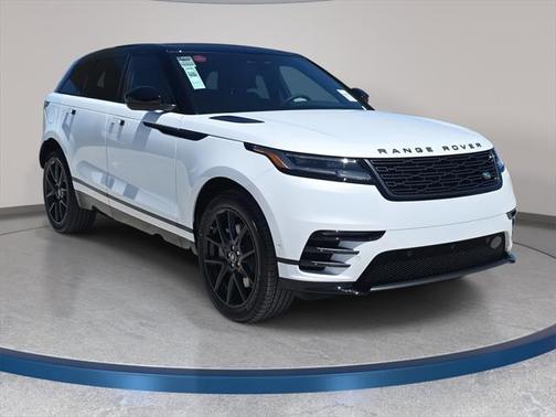 2026 Land Rover Range Rover Velar Dynamic SE