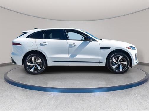 2025 Jaguar F-PACE P250