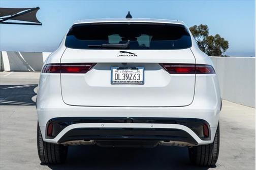 2025 Jaguar F-PACE P250