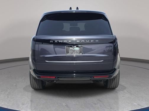 2026 Land Rover Range Rover SE