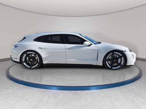 2024 Porsche Taycan GTS