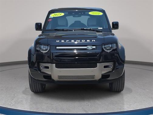 2025 Land Rover Defender X-Dynamic SE